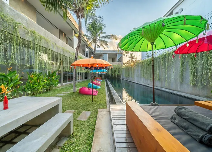 Villa Simpatico Spacious 6 Bedroom Retreat In Seminyak